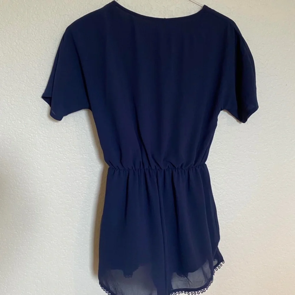 H&M V-neck Navy Romper w/ lining (Size 6) - Picture 3 of 3